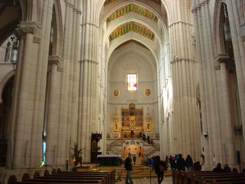 Catedral de la Almudena madrid4u