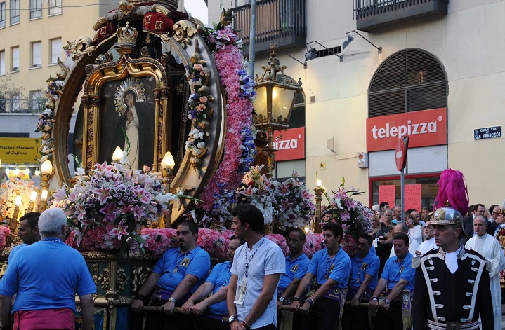 planes gratis para el puente de agosto-procesion virgen de la paloma