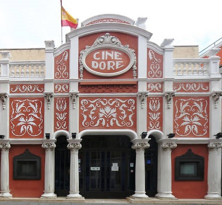 Cine Gratis en Cine Doré