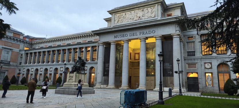 planes gratis Madrid septiembre-El Prado de Noche